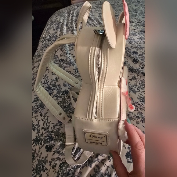 Minnie Mouse Snowman Backpack RARE - Picture 9 of 11